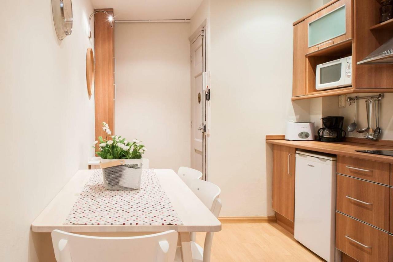 Nice apartment near Barcelona center Exterior foto