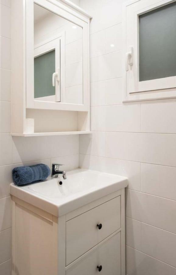 Nice apartment near Barcelona center Exterior foto